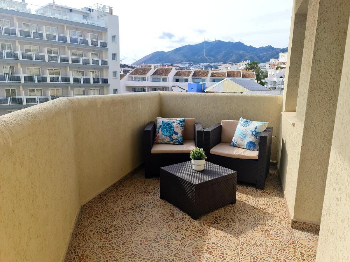 Precioso Apartamento Con Piscinas Y Vistas Al Mar. Benalmadena Bagian luar foto