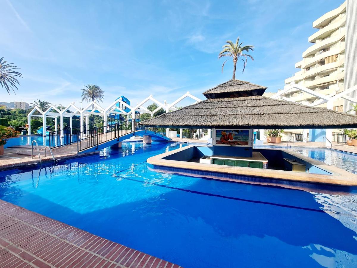 Precioso Apartamento Con Piscinas Y Vistas Al Mar. Benalmadena Bagian luar foto